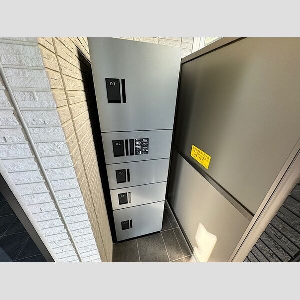 現地周辺 (宅配ボックス)
