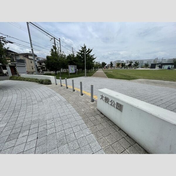 現地周辺 (大枝公園(240m))