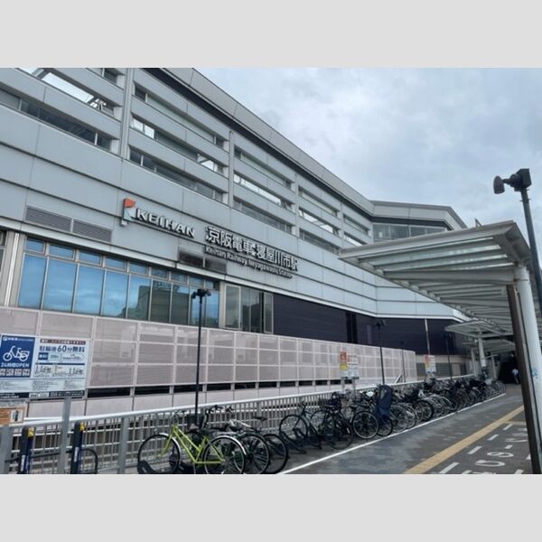 現地周辺 (寝屋川市駅 276m)