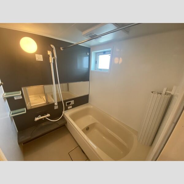 バス (浴室)