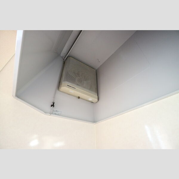 キッチン (換気扇)