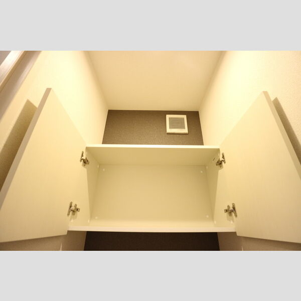 トイレ (トイレ収納)