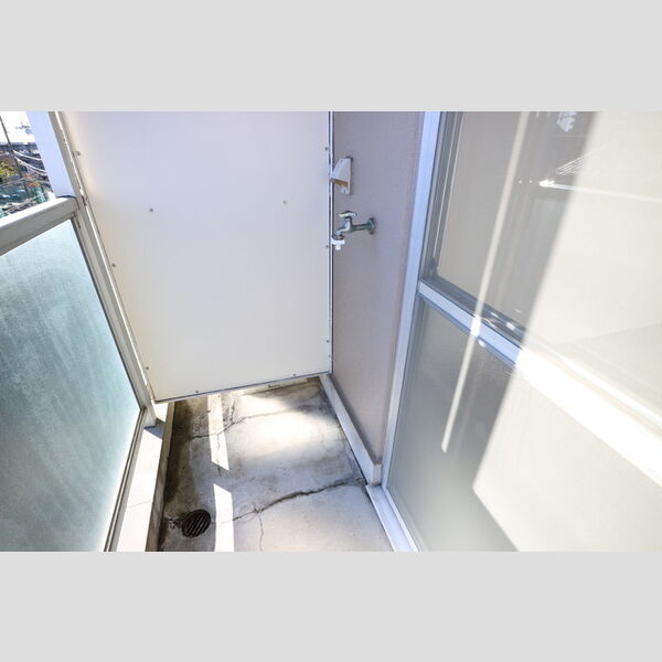 その他 (洗濯機置場)