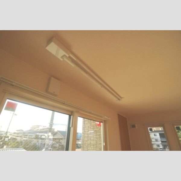 その他 (室内物干)