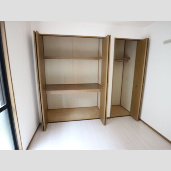 収納 (物入)