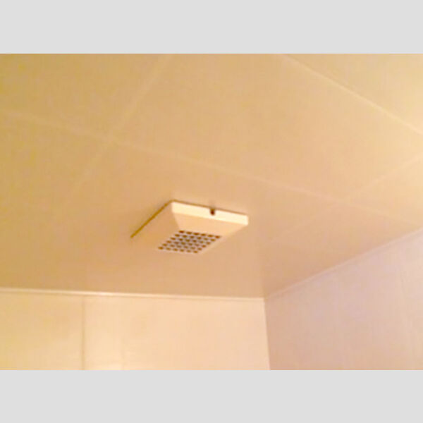 その他設備 (排気口)