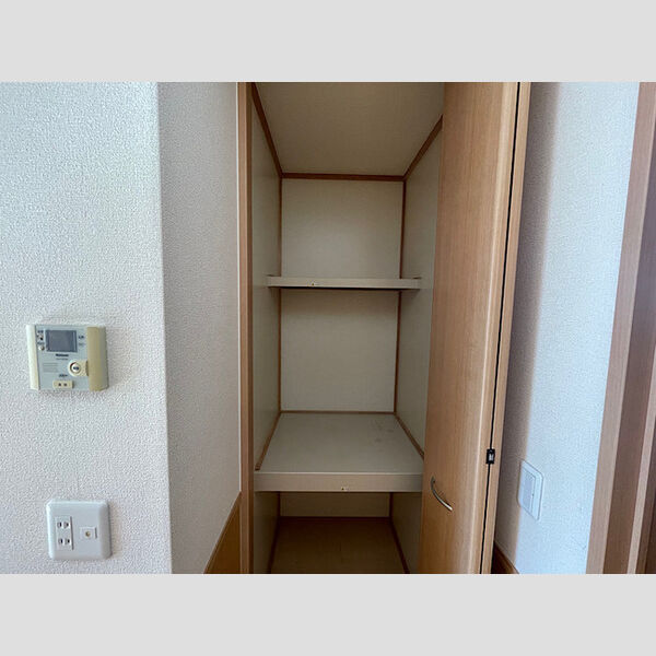収納 (収納)