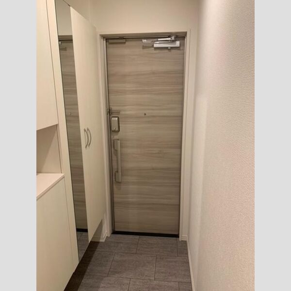 玄関 (玄関)