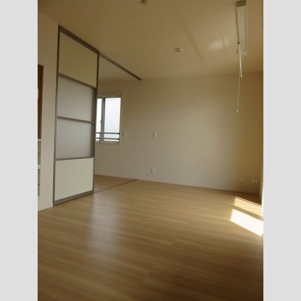 居室・リビング (広々リビング♪)