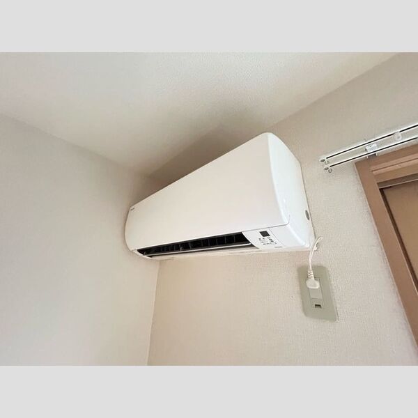 その他設備 (エアコン)