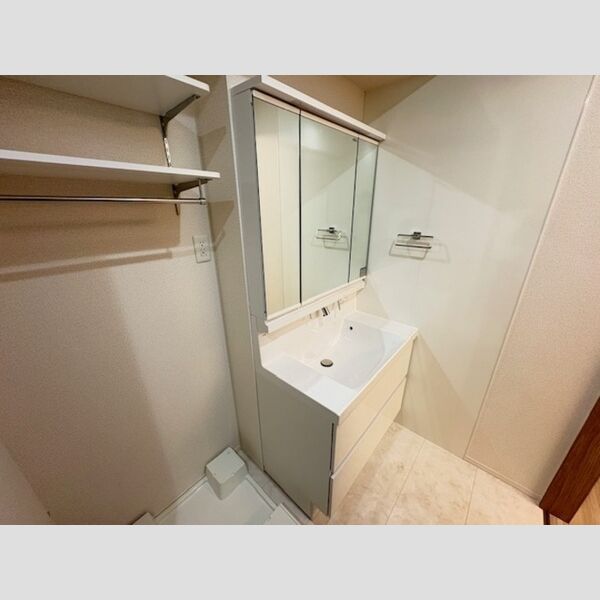 洗面所 (洗面台)