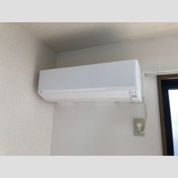 その他設備 (エアコン)