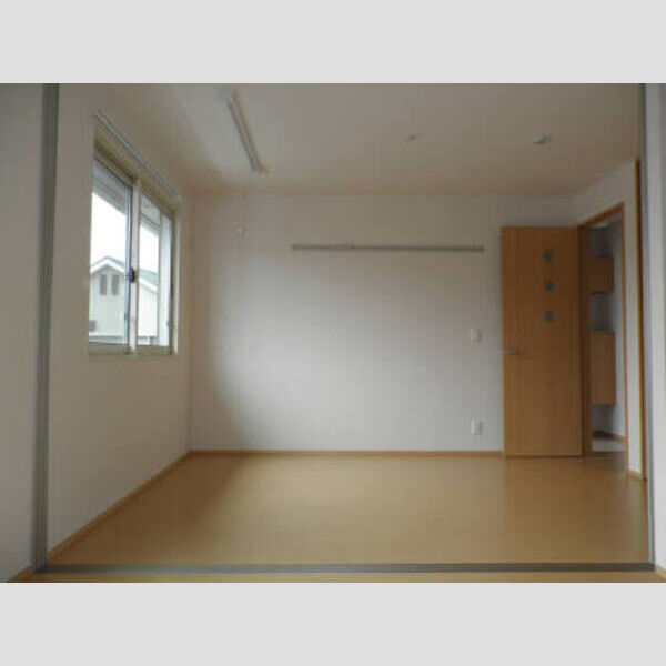 居室・リビング (202洋室)