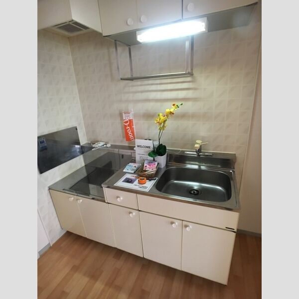 キッチン (システムキッチン)