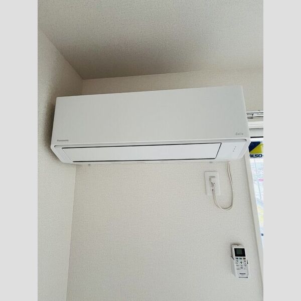その他 (洋室エアコン)