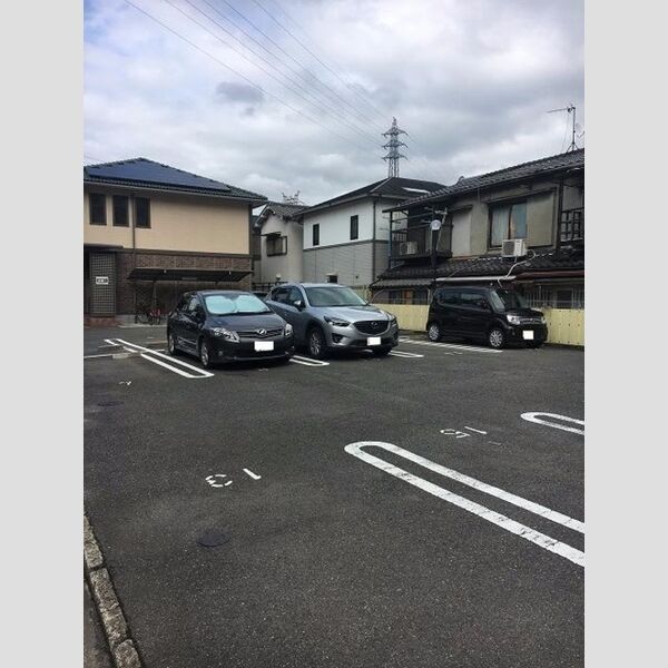 駐車場 (駐車場)