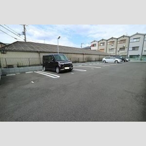 駐車場 (駐車場)