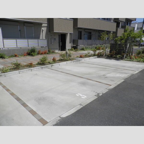 駐車場 (駐車場)