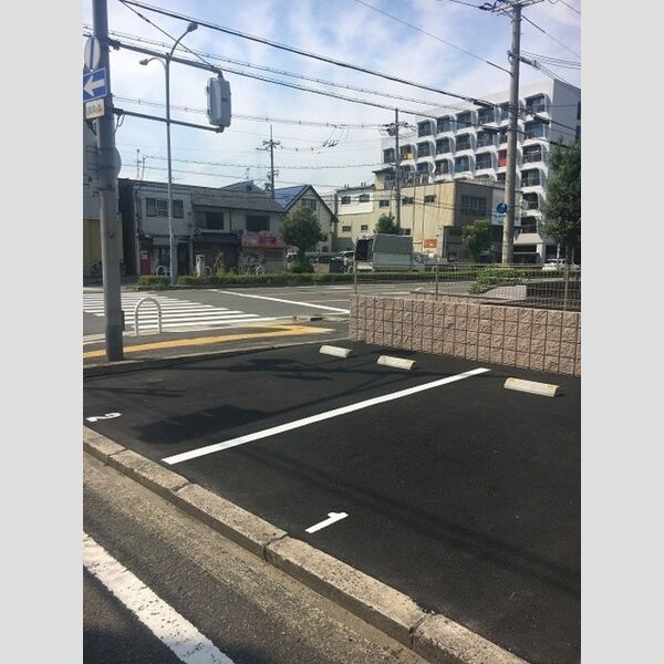 駐車場 (駐車場)