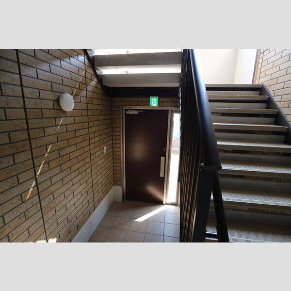 現地周辺 (ロビー)