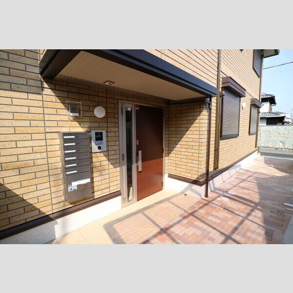 エントランス (エントランス)