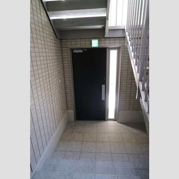 現地周辺 (ロビー)