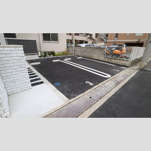 駐車場 (駐車場)