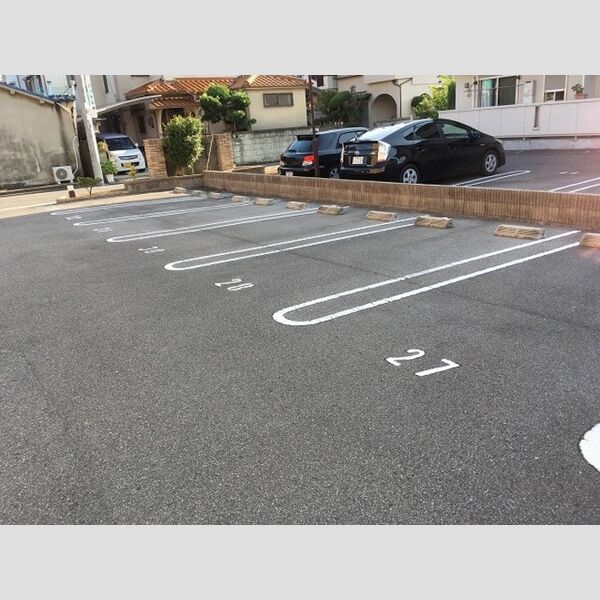 駐車場 (駐車場)