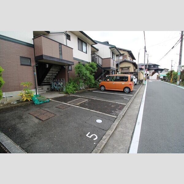 駐車場 (駐車場)