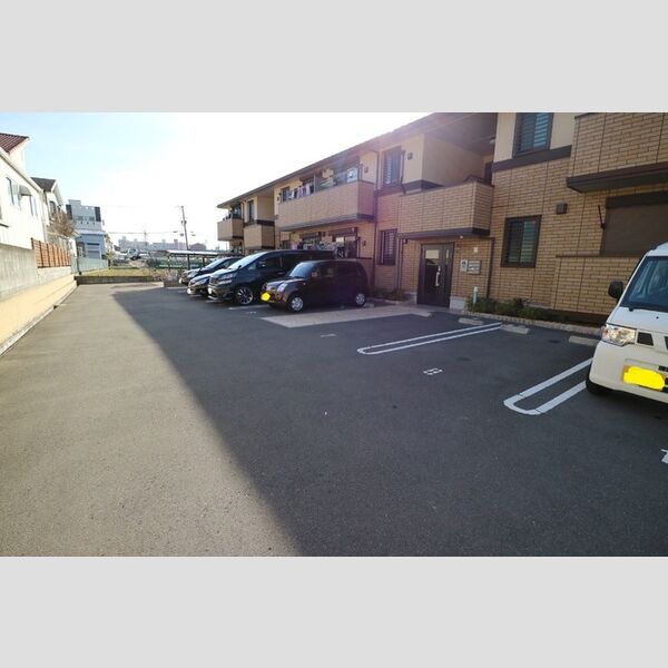 駐車場 (駐車場)