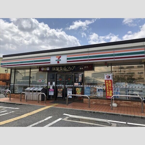 現地周辺 (セブンイレブン柏田本町店(1000m))