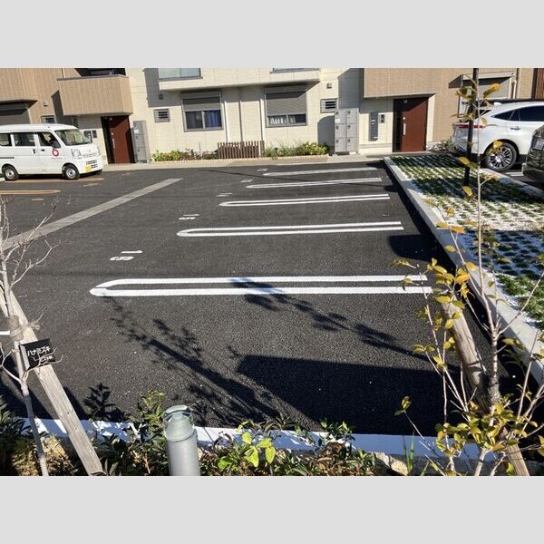 現地周辺 (駐車場)