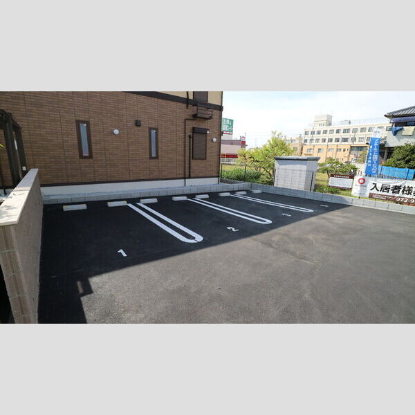 駐車場 (駐車場)