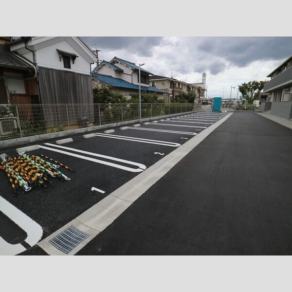 駐車場 (駐車場)