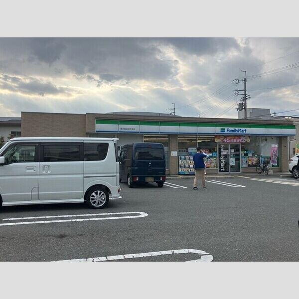 現地周辺 (ファミリーマート東大阪吉田下島店 591m)