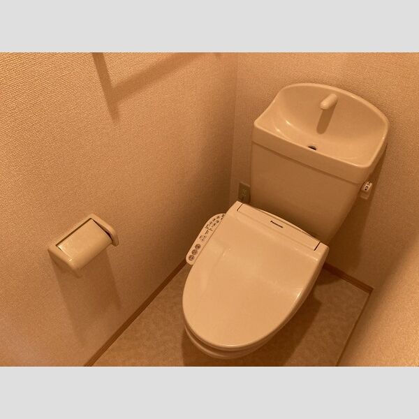 トイレ (温水洗浄暖房便座)