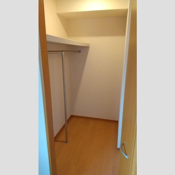 収納 (ウォークインクローゼット)