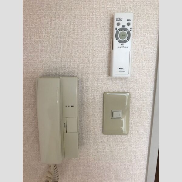 その他設備 (インターホン)