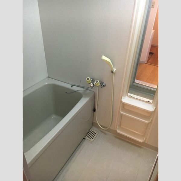 バス (浴室)