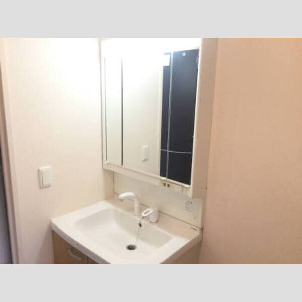 洗面所 (105 洗面)