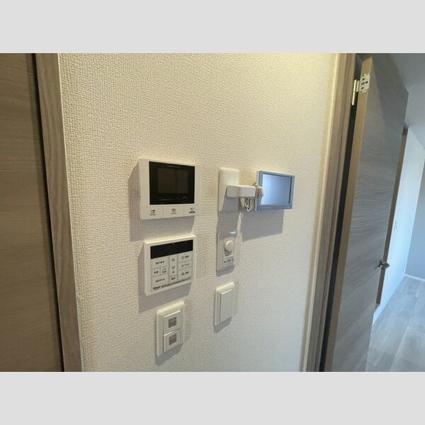 その他設備 (TVインターホン、自動給湯器、蓄電モニター)