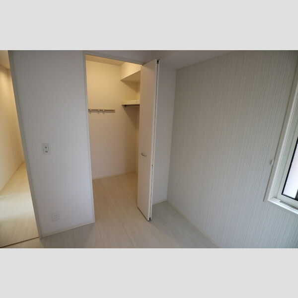 収納 (ウォークインクローゼット)