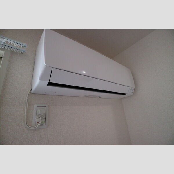 その他設備 (エアコン)