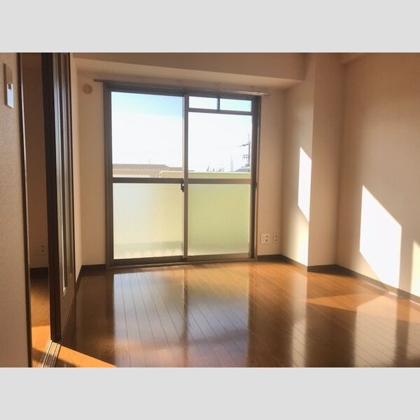 その他 (洋室)