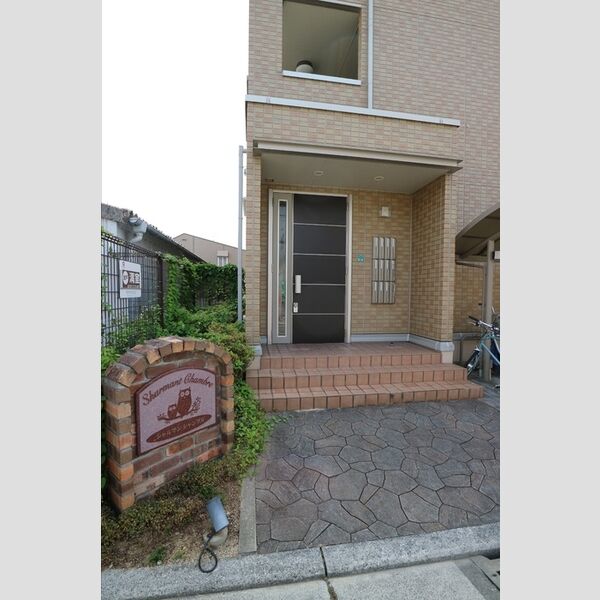 エントランス (エントランス外観)