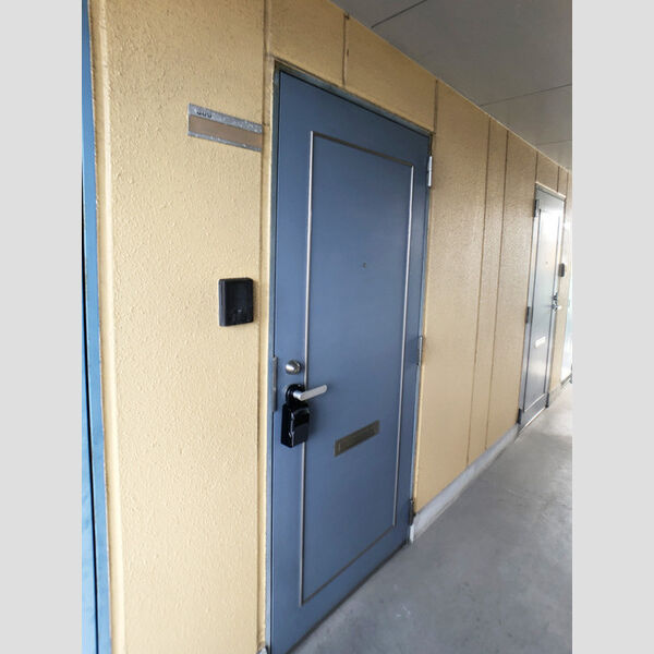 エントランス (エントランスオートロック)