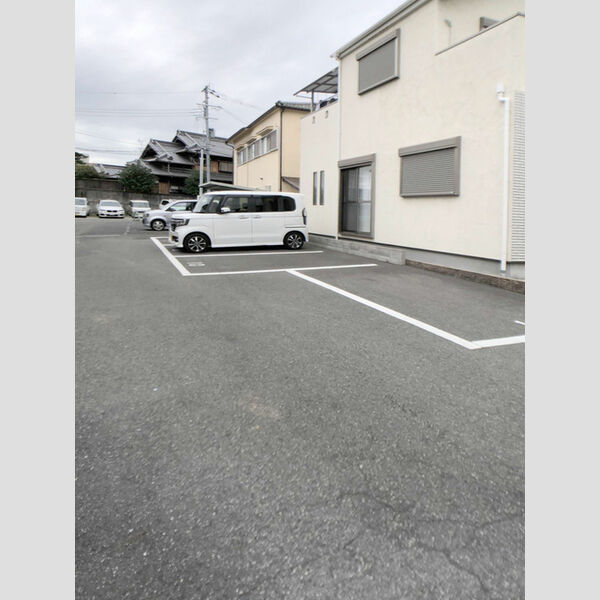 駐車場 (駐車場)