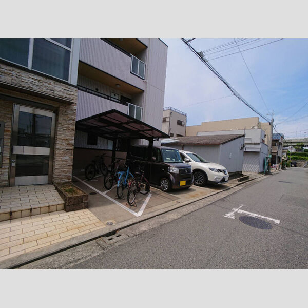 駐車場 (駐車場)
