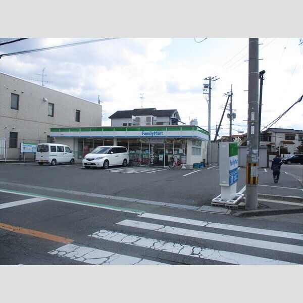 現地周辺 (ファミリーマート堺草尾店)