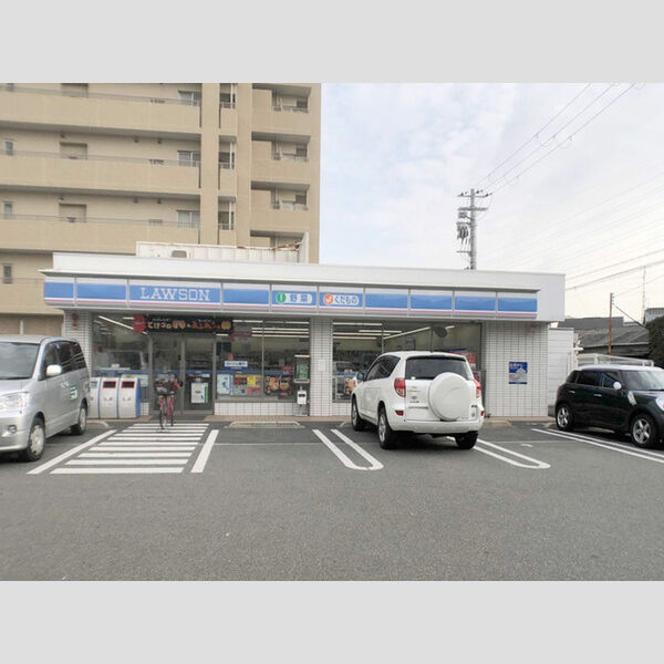 現地周辺 (ローソン)